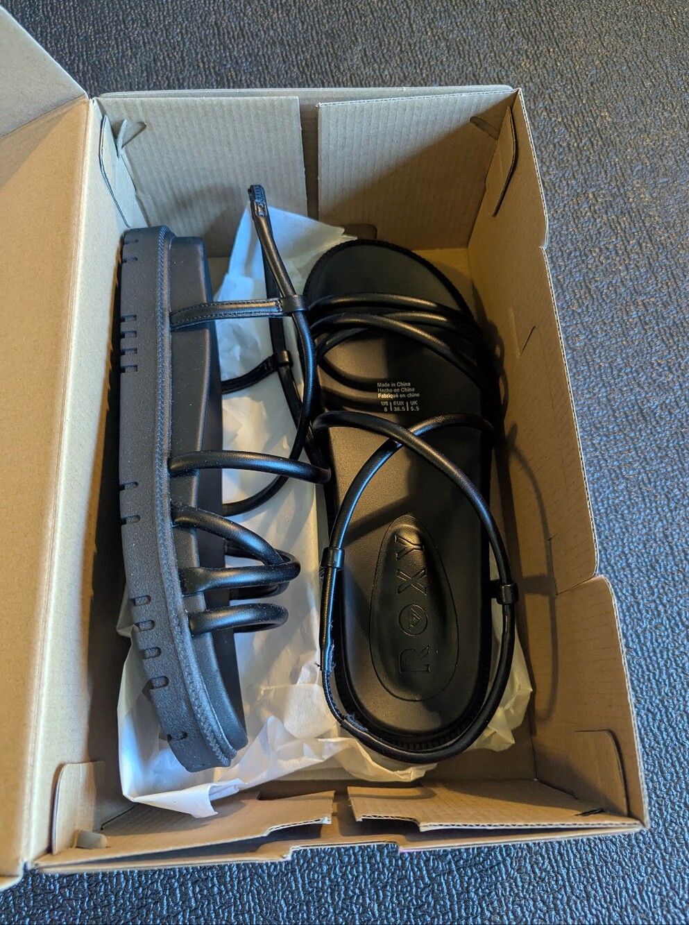 NWT Roxy Sandals